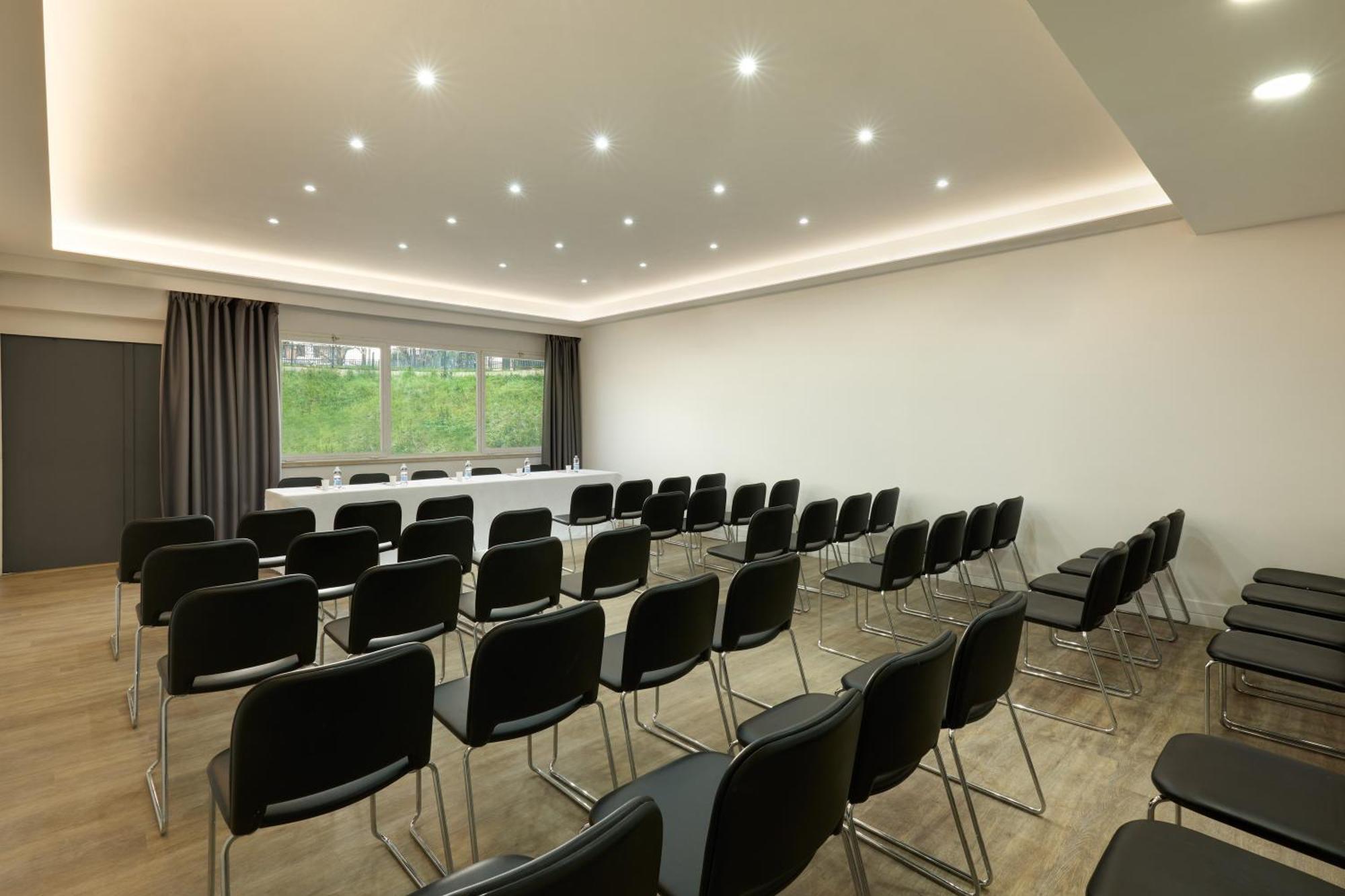 Hotel Roma Tor Vergata Екстер'єр фото