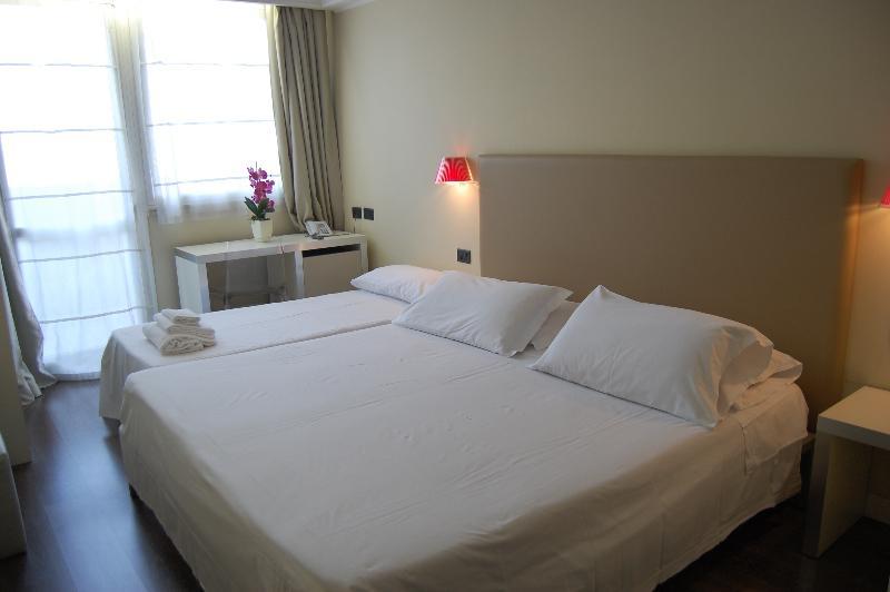 Hotel Roma Tor Vergata Екстер'єр фото
