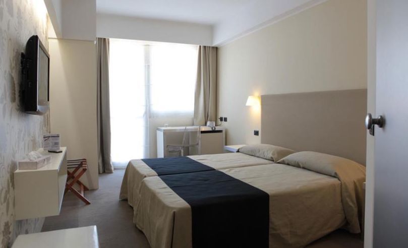 Hotel Roma Tor Vergata Екстер'єр фото