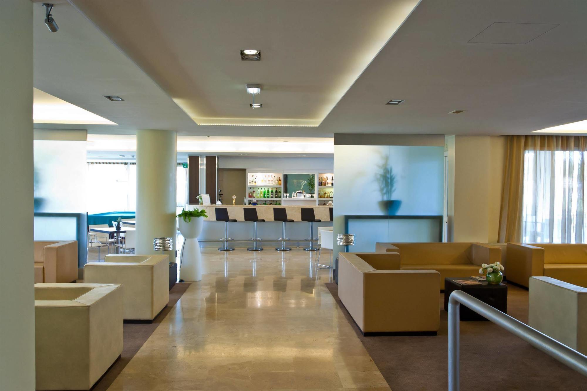 Hotel Roma Tor Vergata Екстер'єр фото