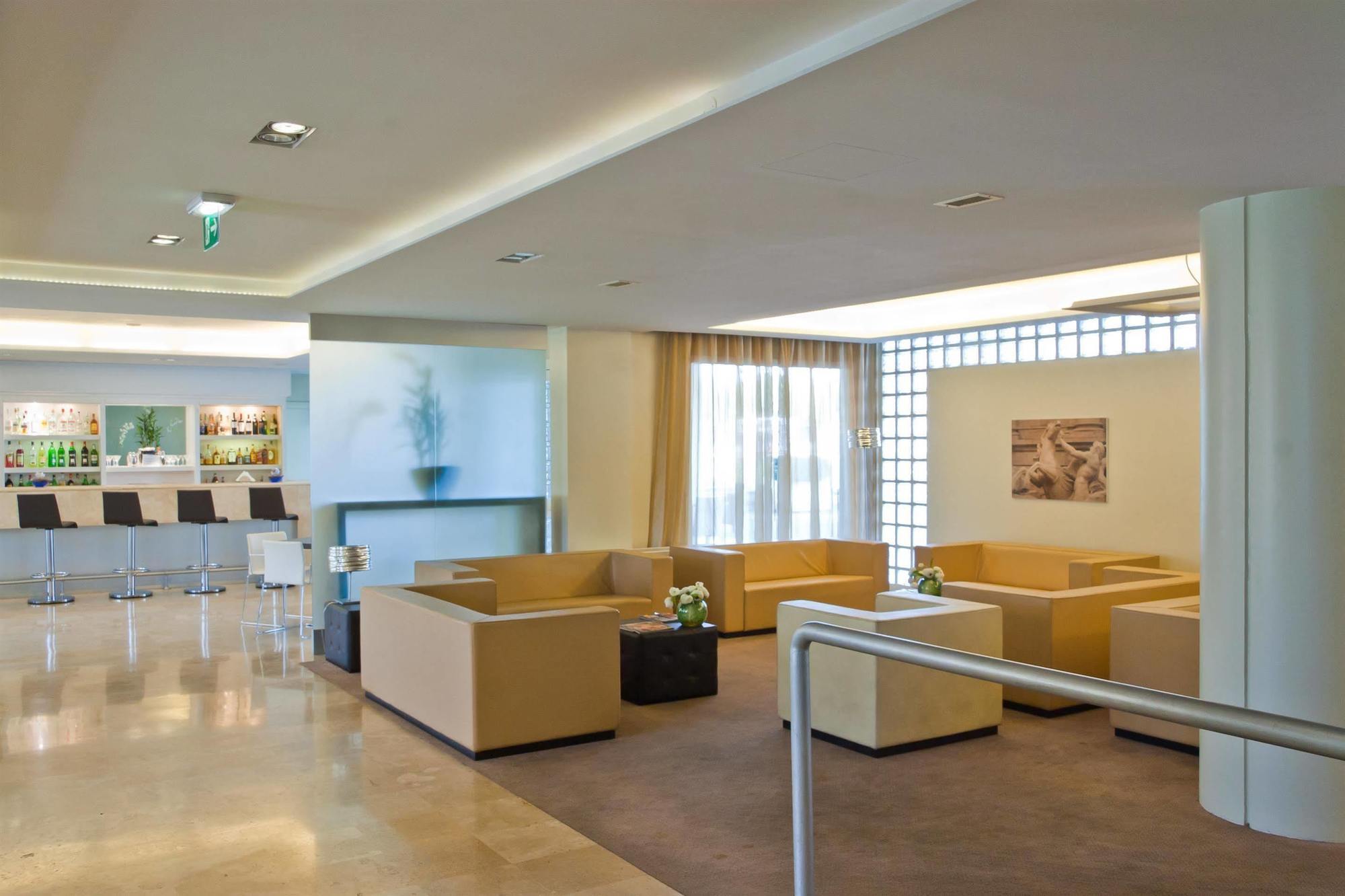 Hotel Roma Tor Vergata Екстер'єр фото
