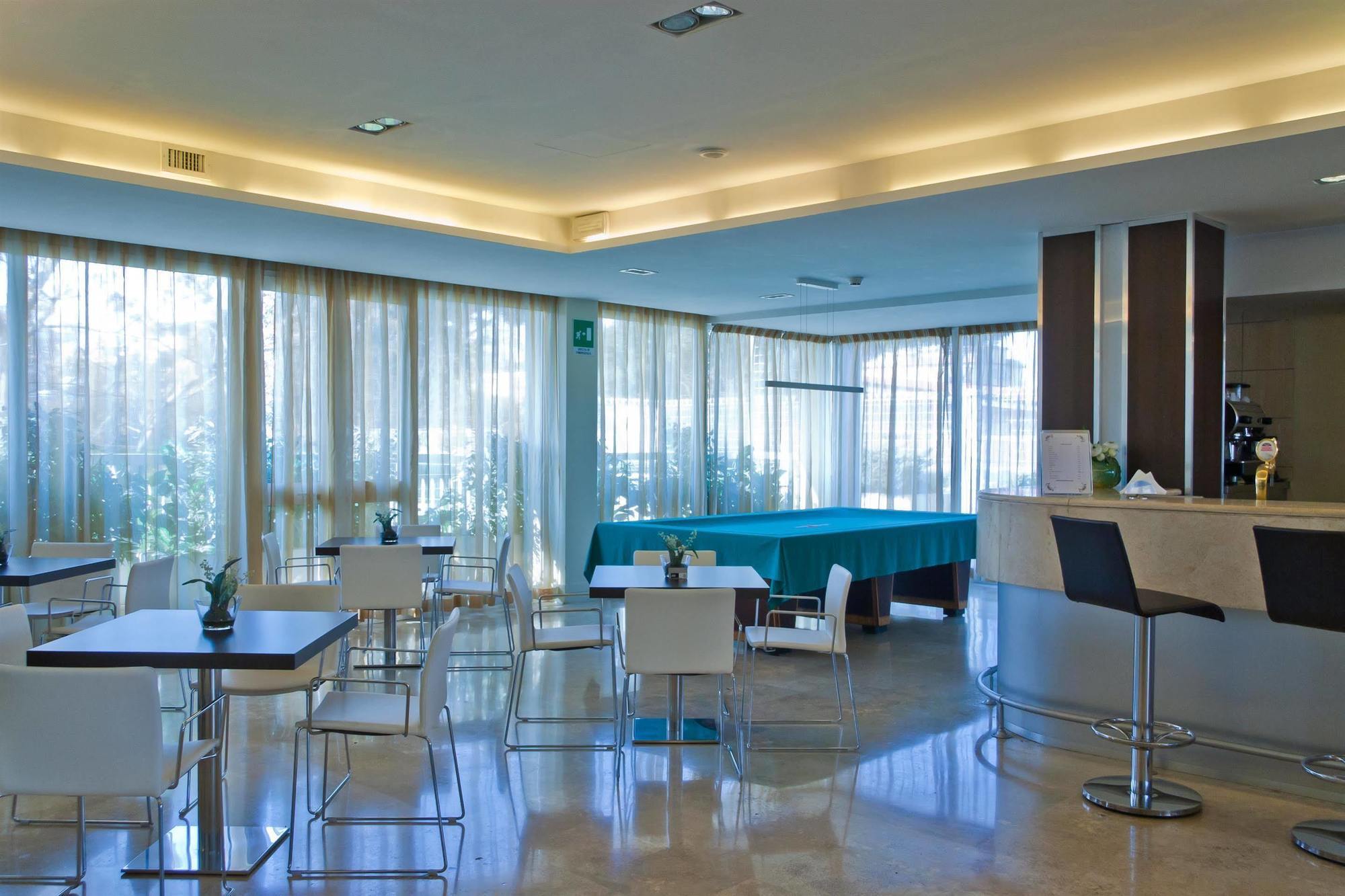 Hotel Roma Tor Vergata Екстер'єр фото